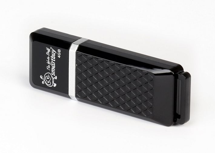 USB накопитель Smart Buy 4Gb Quartz (черный)